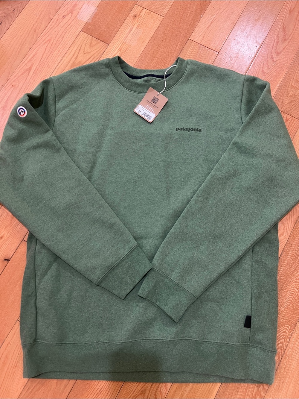 Patagonia Men's Crewneck Sweatshirt in Olive
